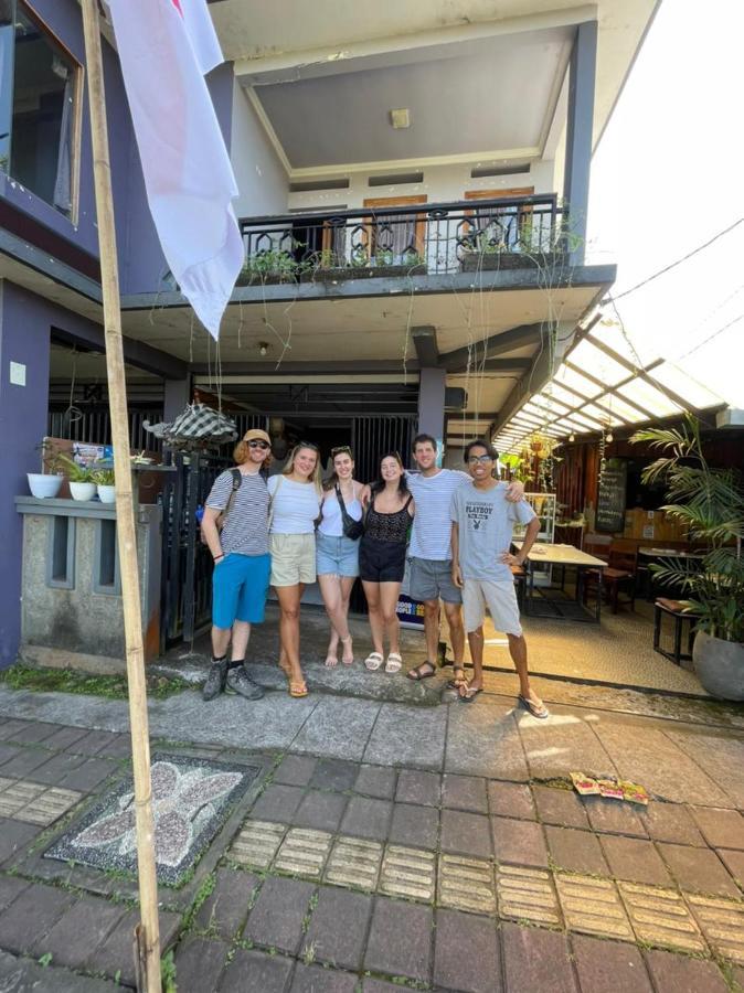 Dong Paloh Hostel Мундук Экстерьер фото