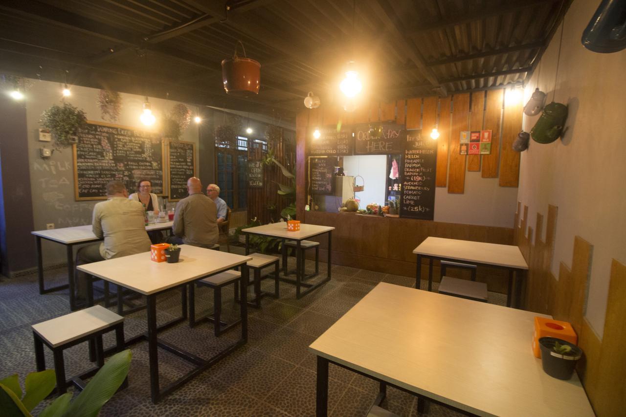 Dong Paloh Hostel Мундук Экстерьер фото